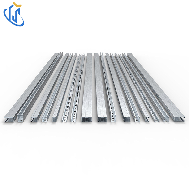 C-U-Slotted-Perforated-Shaped-Steel-Profile-Steel-Steel-Pipe-Channel-Steel-Strut-Channel-with-Galvanized-Surface (4) 拷贝.jpg